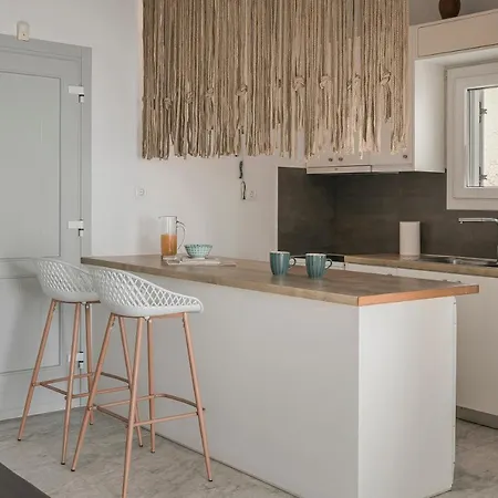 Argo By Mykonos Houlakia (Mykonos)